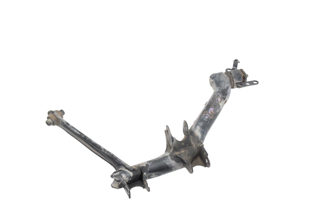 RIGHT TRAILING ARM TOYOTA COROLLA NZE121 AXIO ,FIELDER 2002-2012