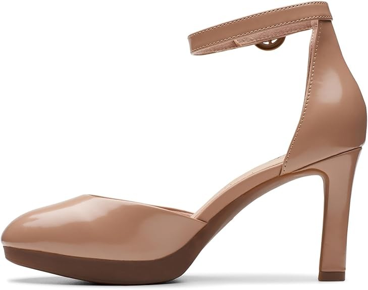 Clarks Womens Ambyr 2 Cove Warm Beige Synthetic