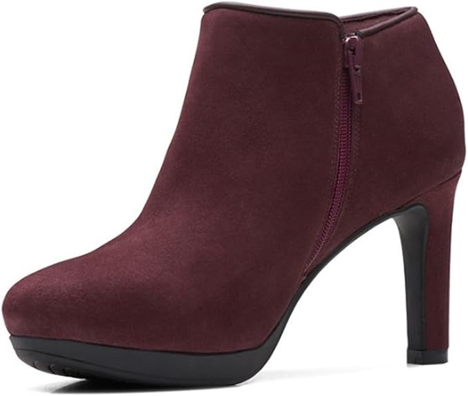 Clarks Womens Ambyr Gem ( Burgundy Suede)