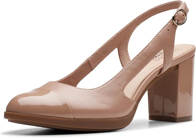 Clarks Womens Bayla Joy ( Beige Leather)