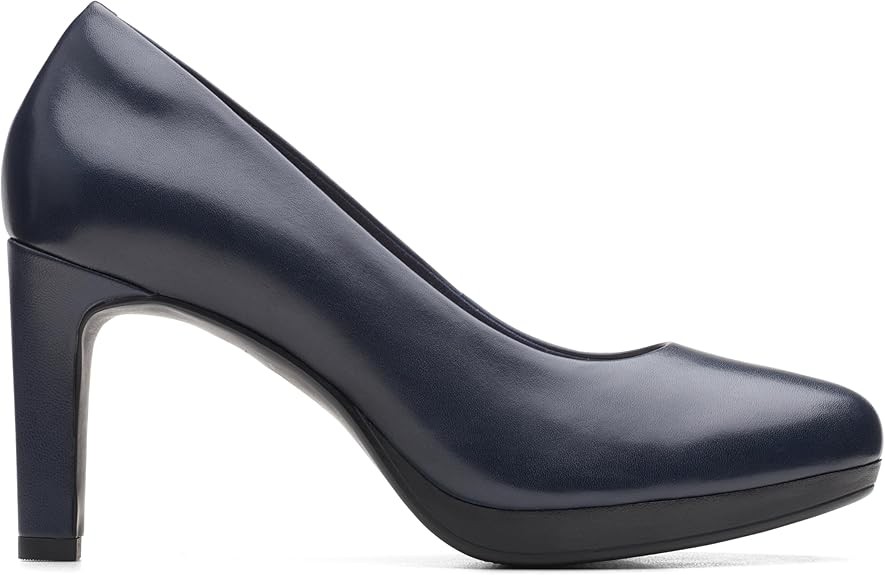 Clarks Women's Ambyr Joy Pump ( NAVY)