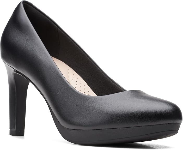 Clarks Women's Ambyr Joy Pump ( BLACK)